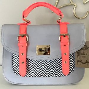 Pixie Mood, Very Cool Purse